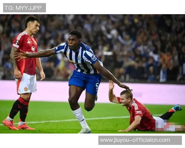 意甲激战波尔图大胜曼联五球狂潮引发全场震撼